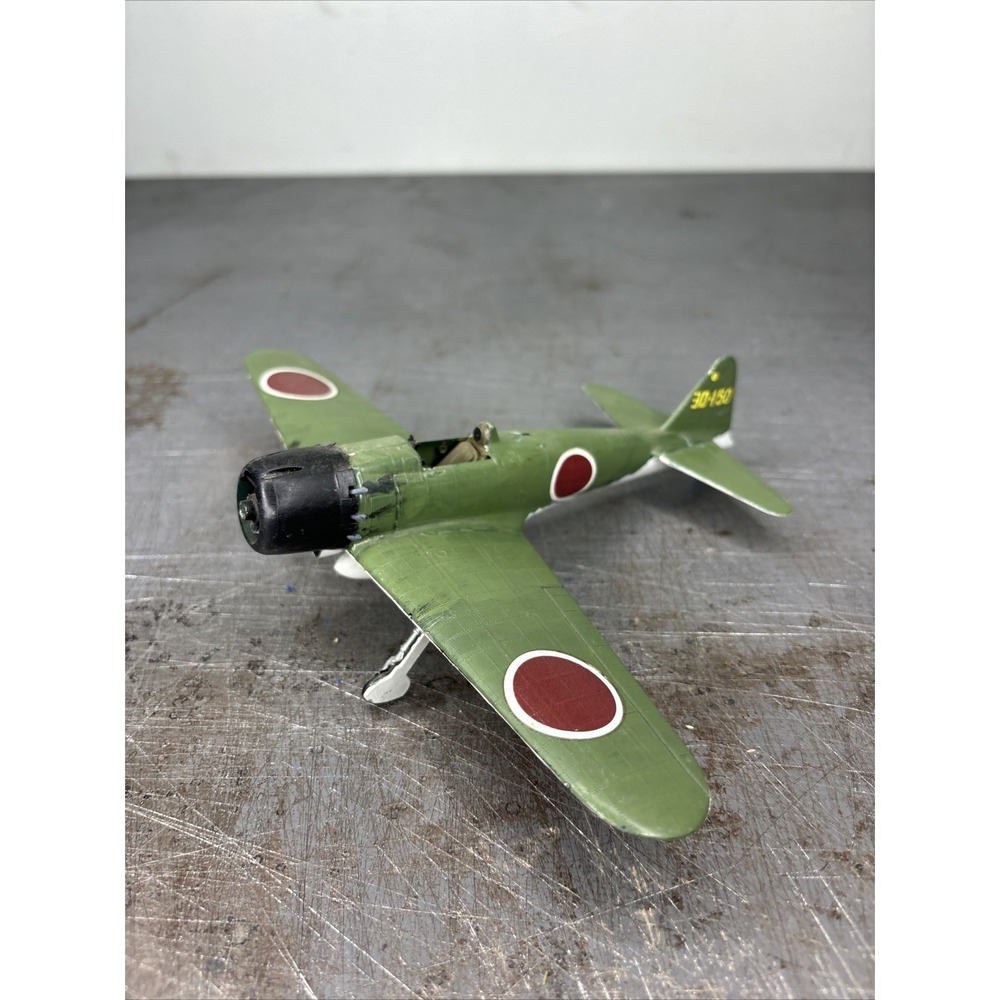 Tamiya Mitsubishi A6M5 Zero Fighter 1/72 Built Painted Missing Parts Model Plane